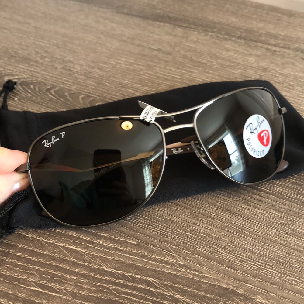 Polarized Ray-Ban sunnies!